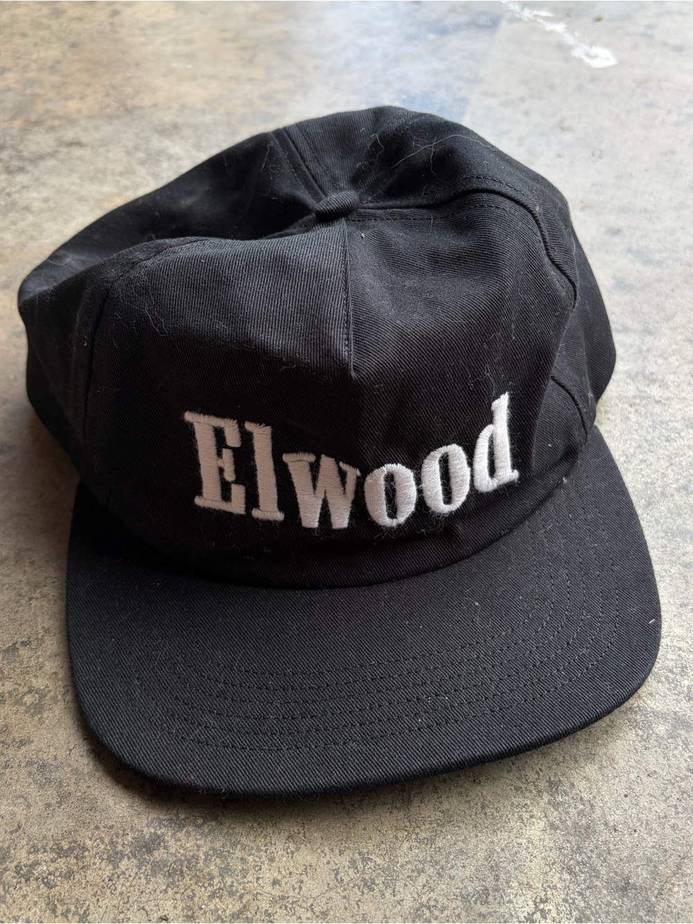 Elwood black snapback hat